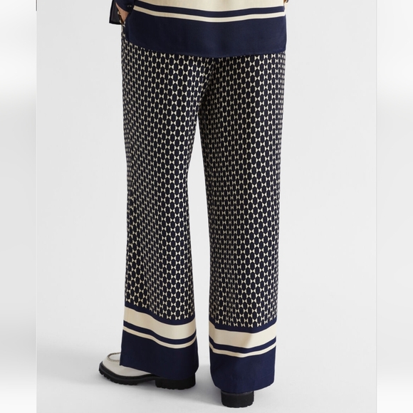 NWT Diamond Geo Pants with pockets - Picture 3 of 4